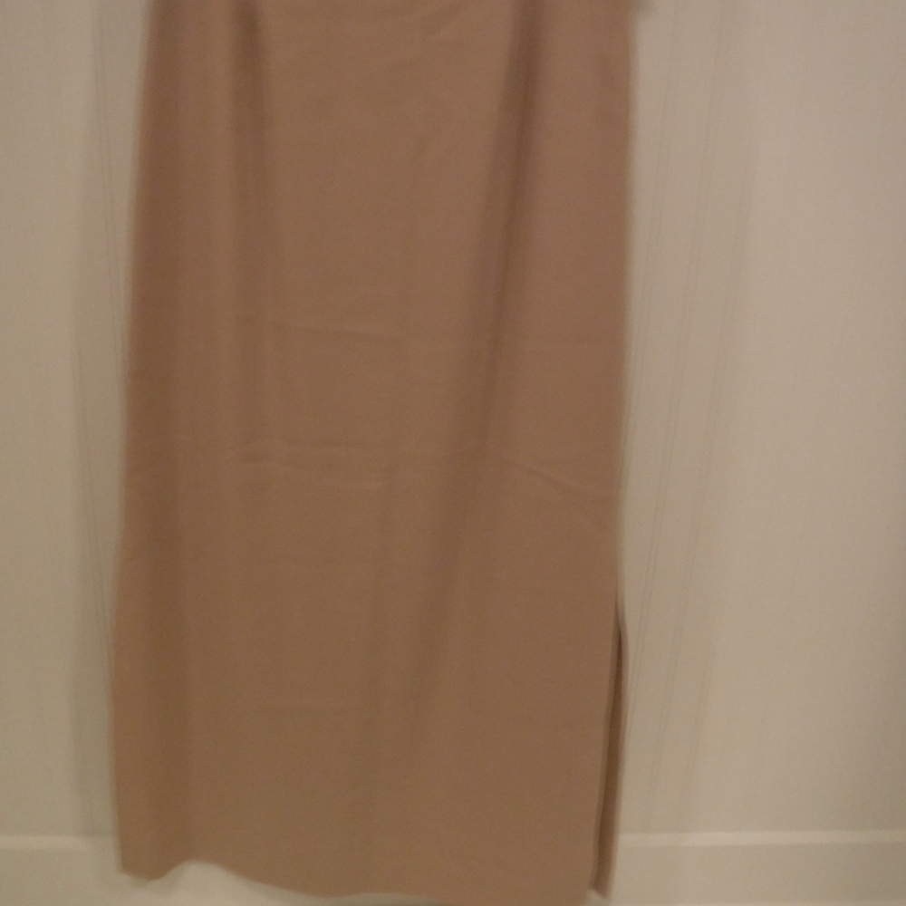 Woman's Skirt